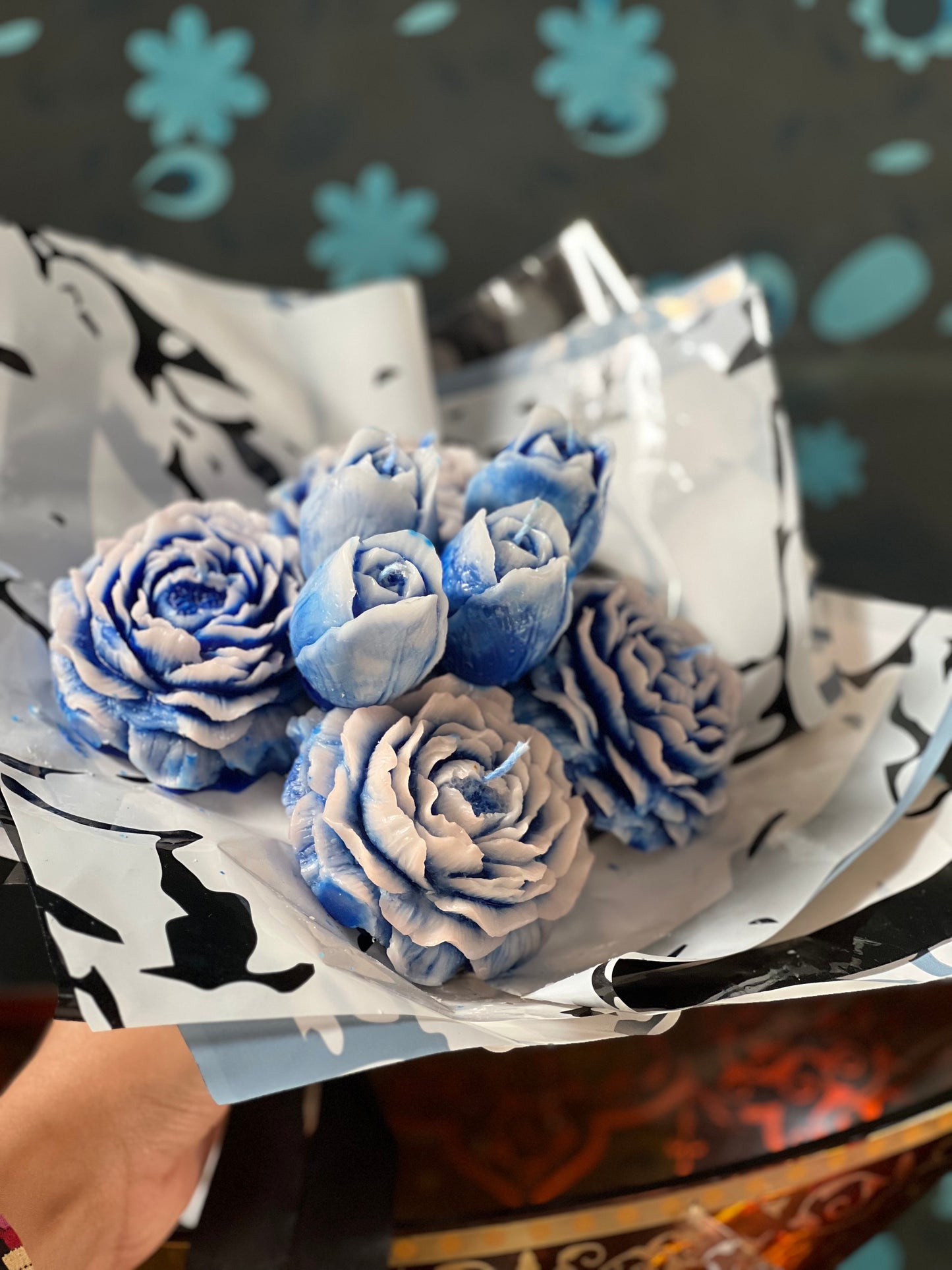 Ocean blue bouqet candle